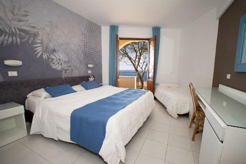 Perla Del Golfo Resort image 49